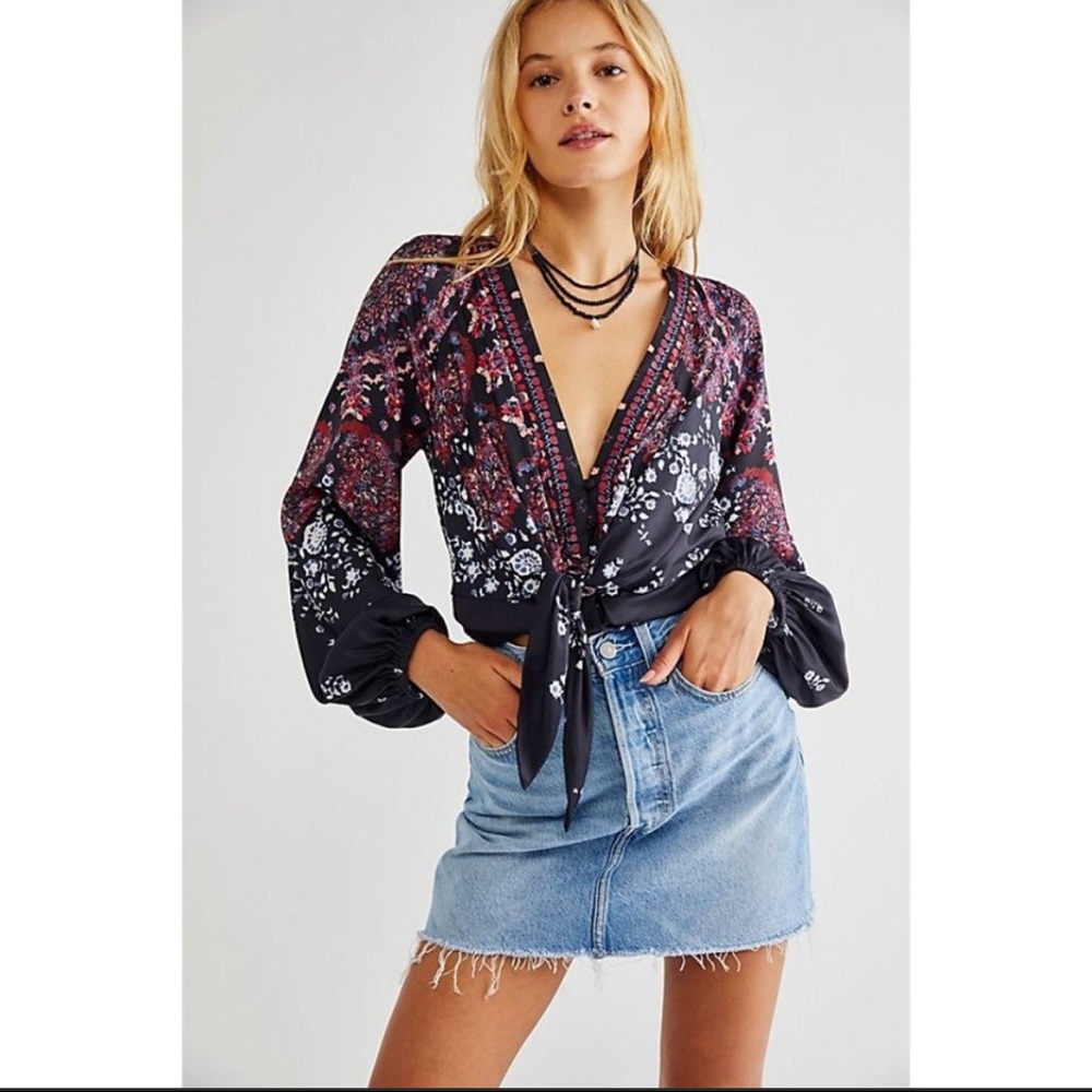 NWT FREE PEOPLE Run Free Blouse size M night combo ob1103986